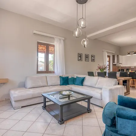 Sunbeam Village House- 5min From Falassarna Bch *